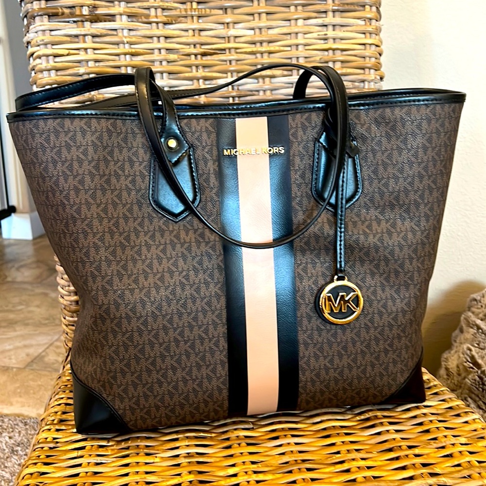 Large tote!